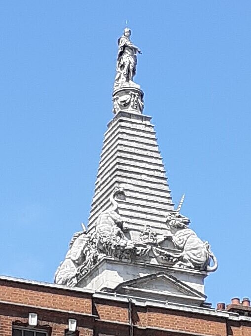 nkk_GBR_London_20230603_New_Oxford_Street.jpg  